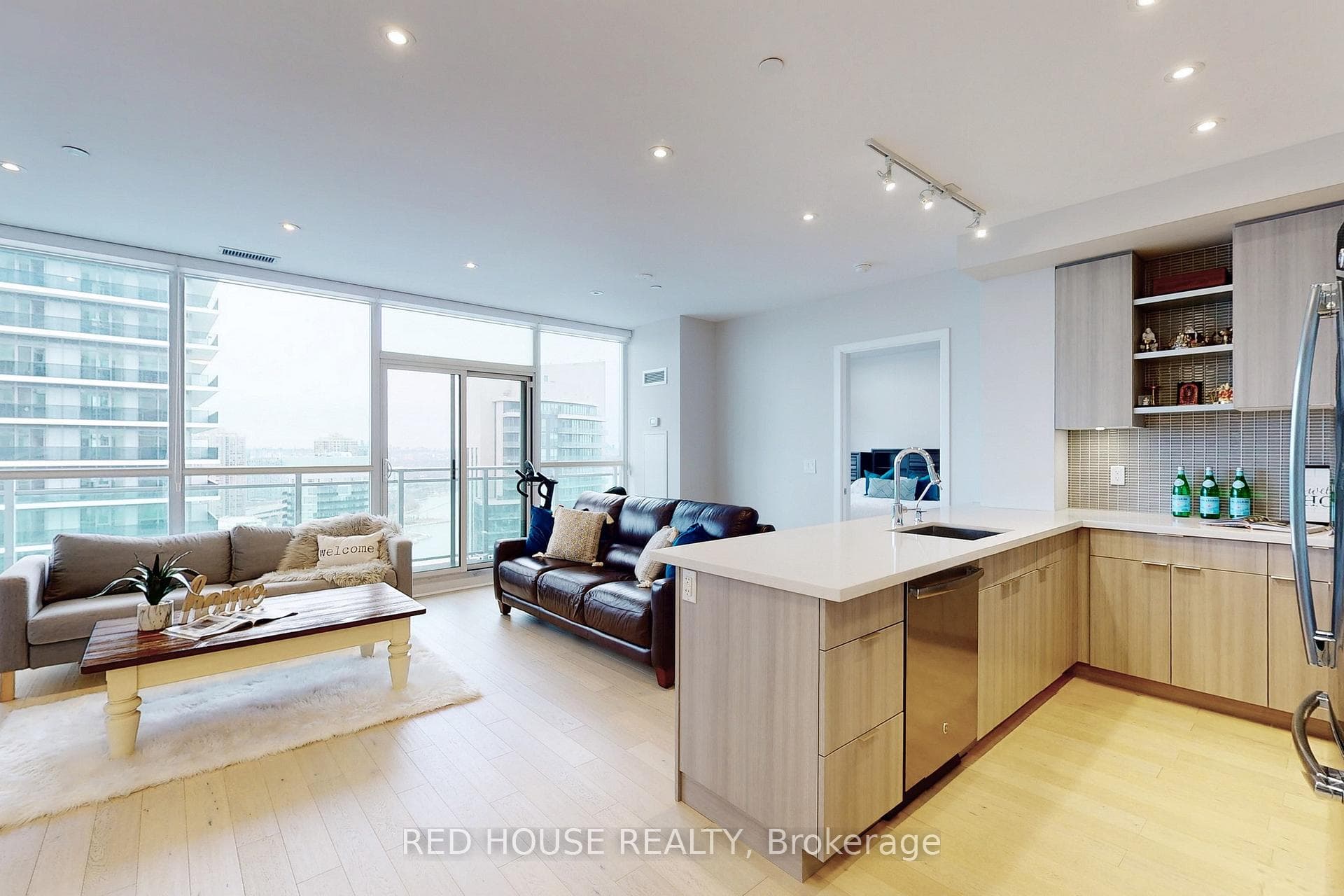 33 Shore Breeze Drive Unit 3505 photo 9
