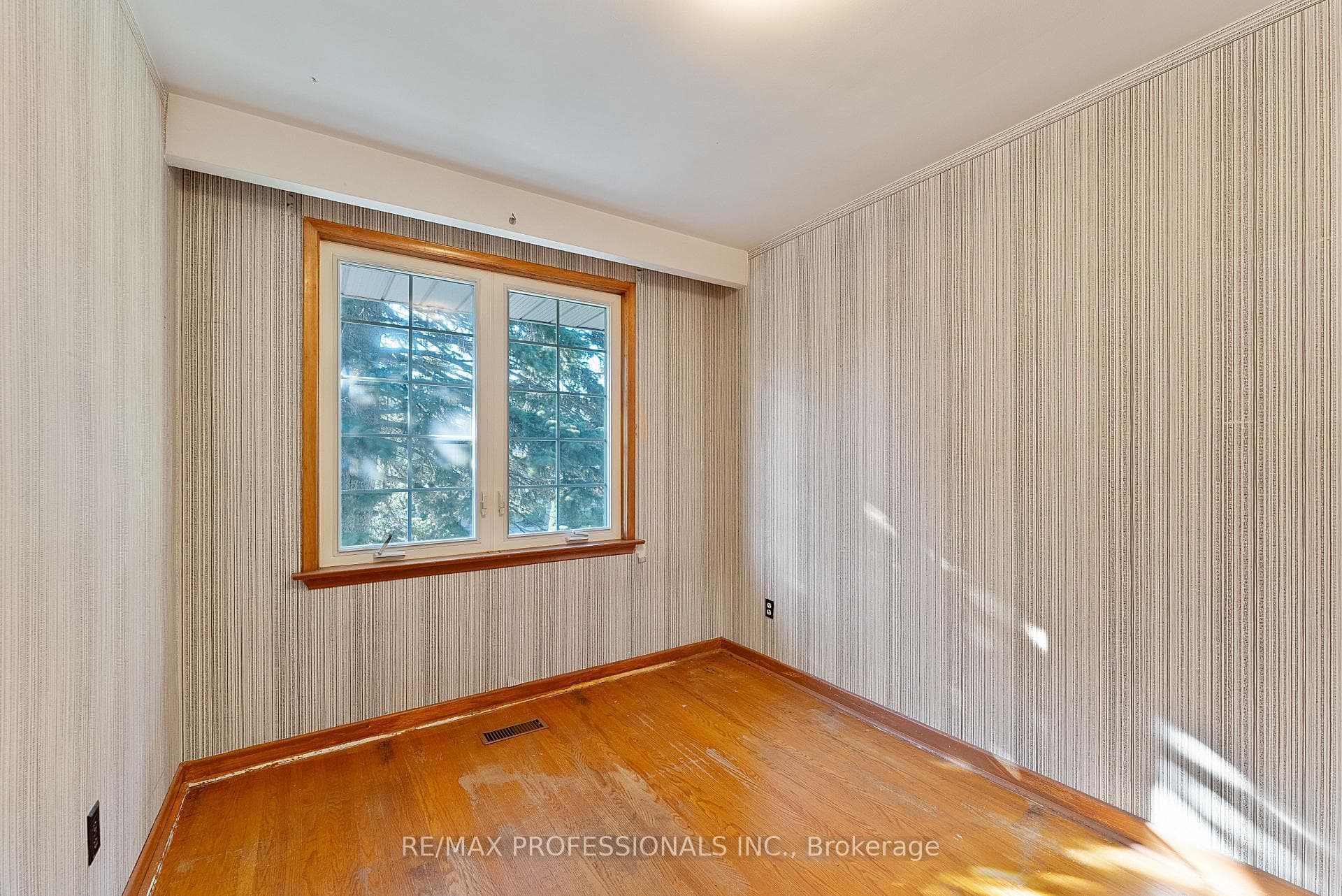12 Drury Lane photo 35