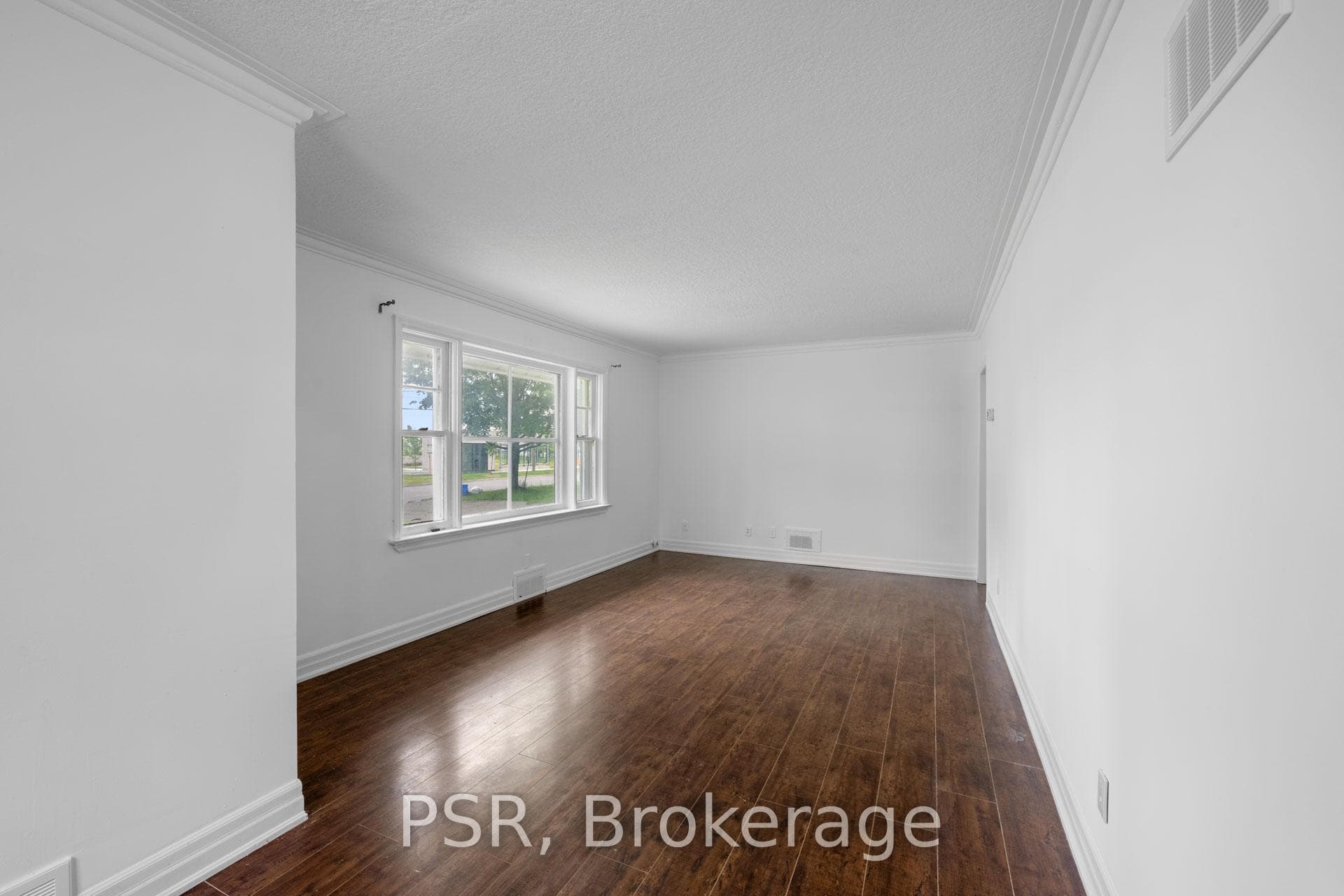18 Grandview Avenue Unit Main Fl photo 11