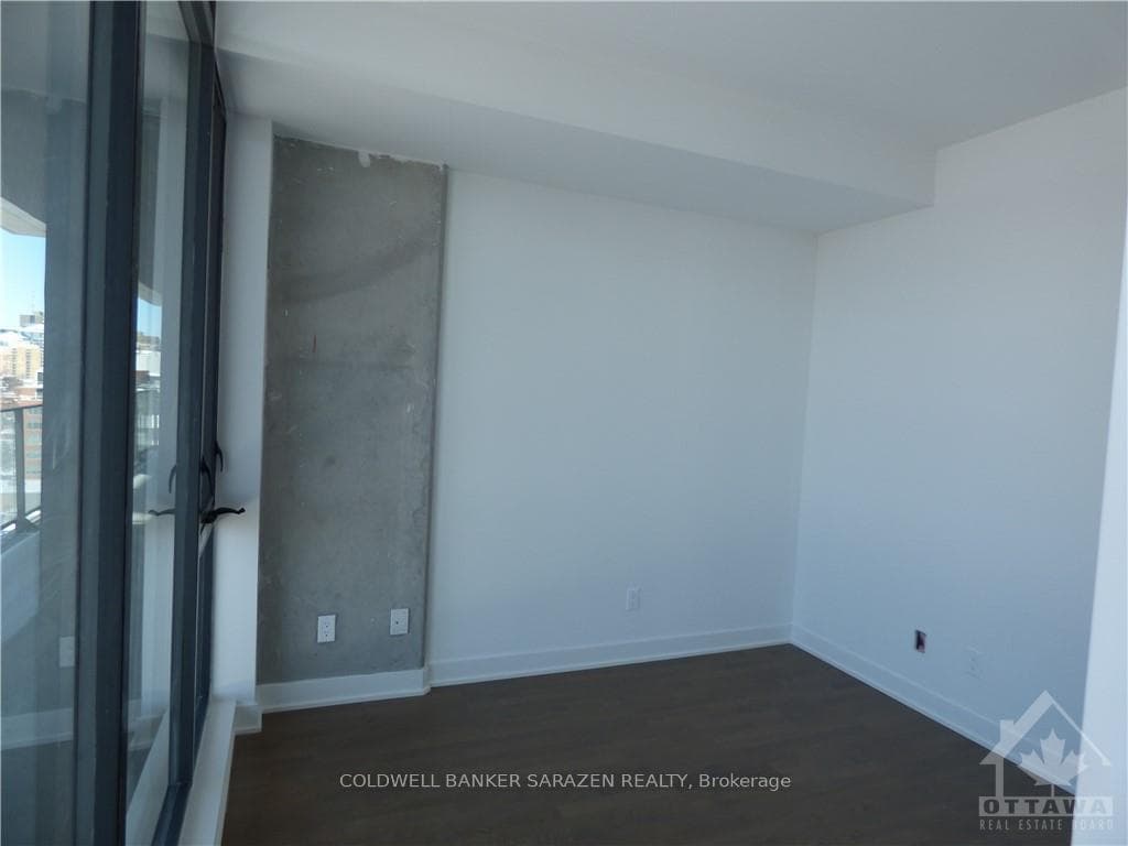 203 CATHERINE Street Unit 1005 photo 15