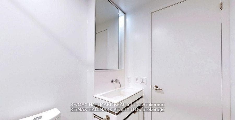 197 Yonge Street Unit 3114 photo 21