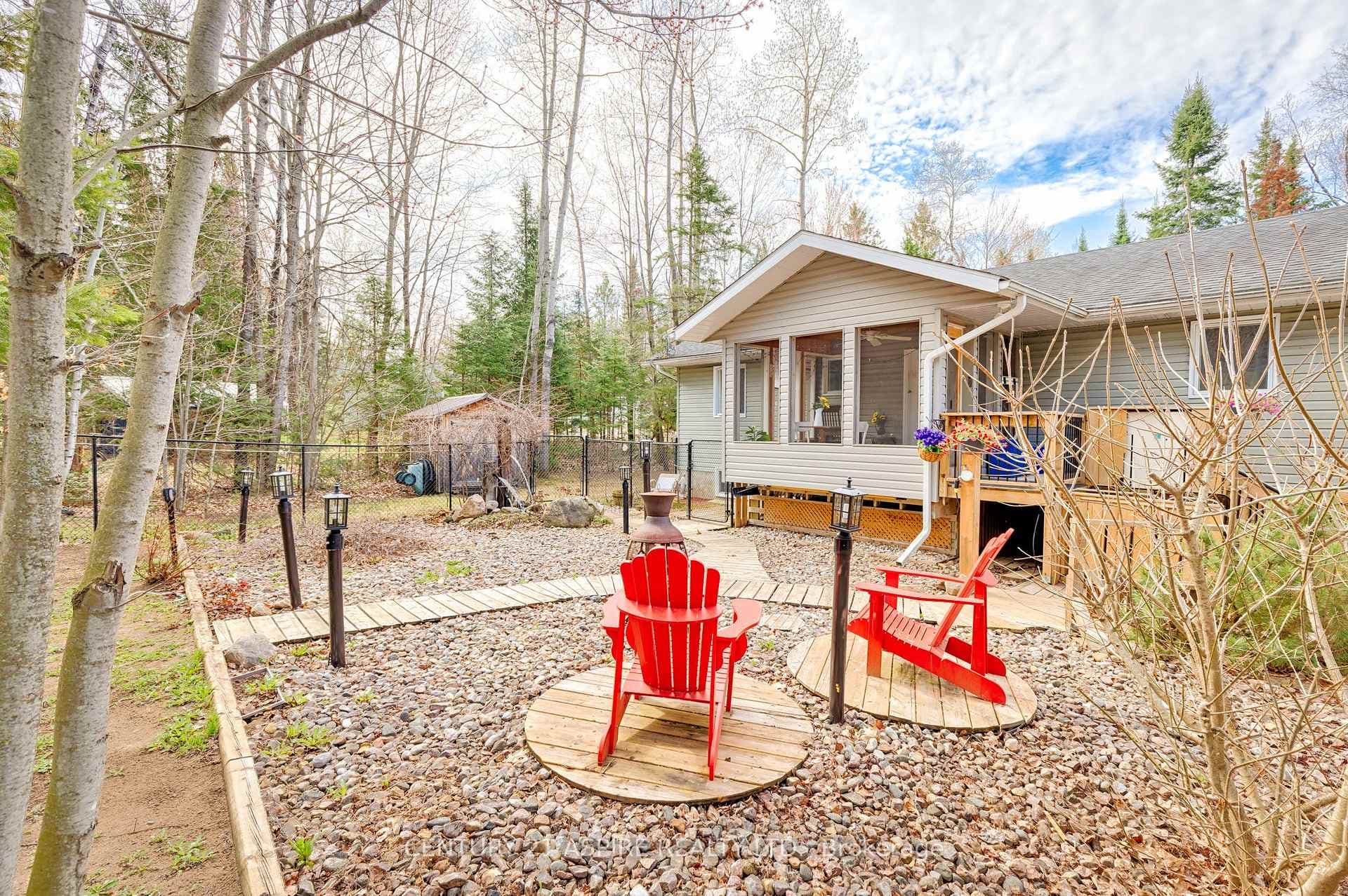 1576 Garden Of Eden Road photo 34