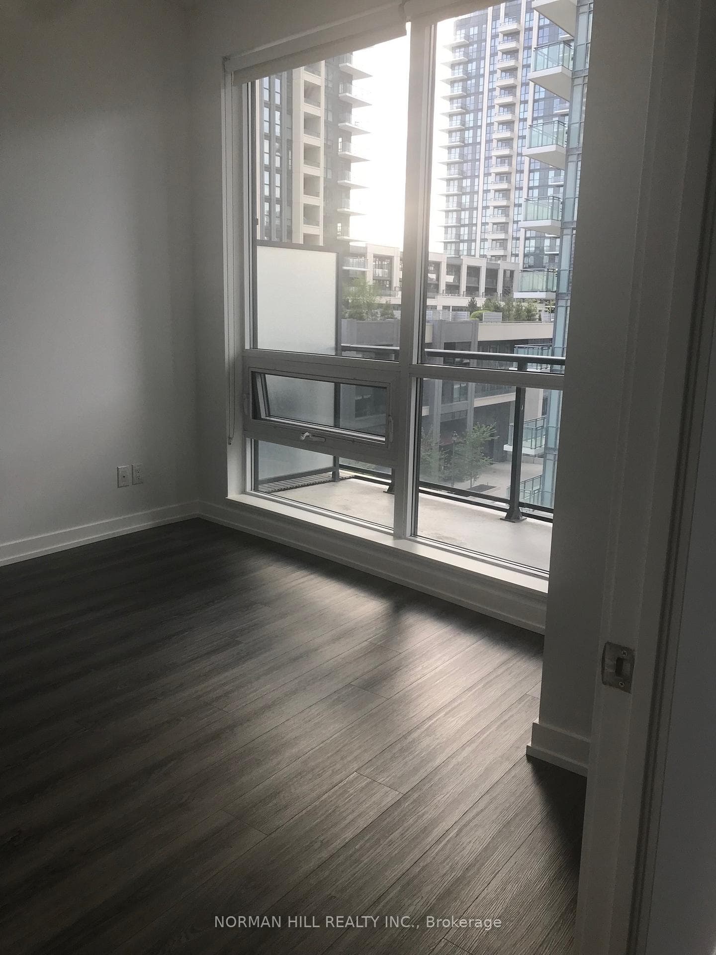 510 Curran Place Unit 407 photo 8