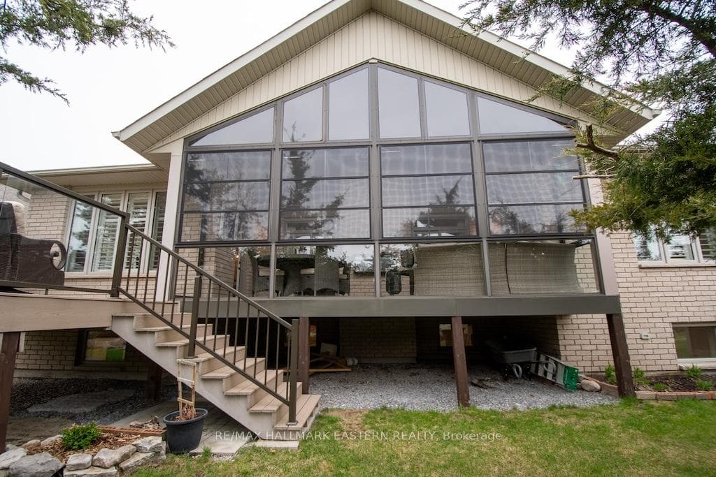 19 Marina Drive photo 39