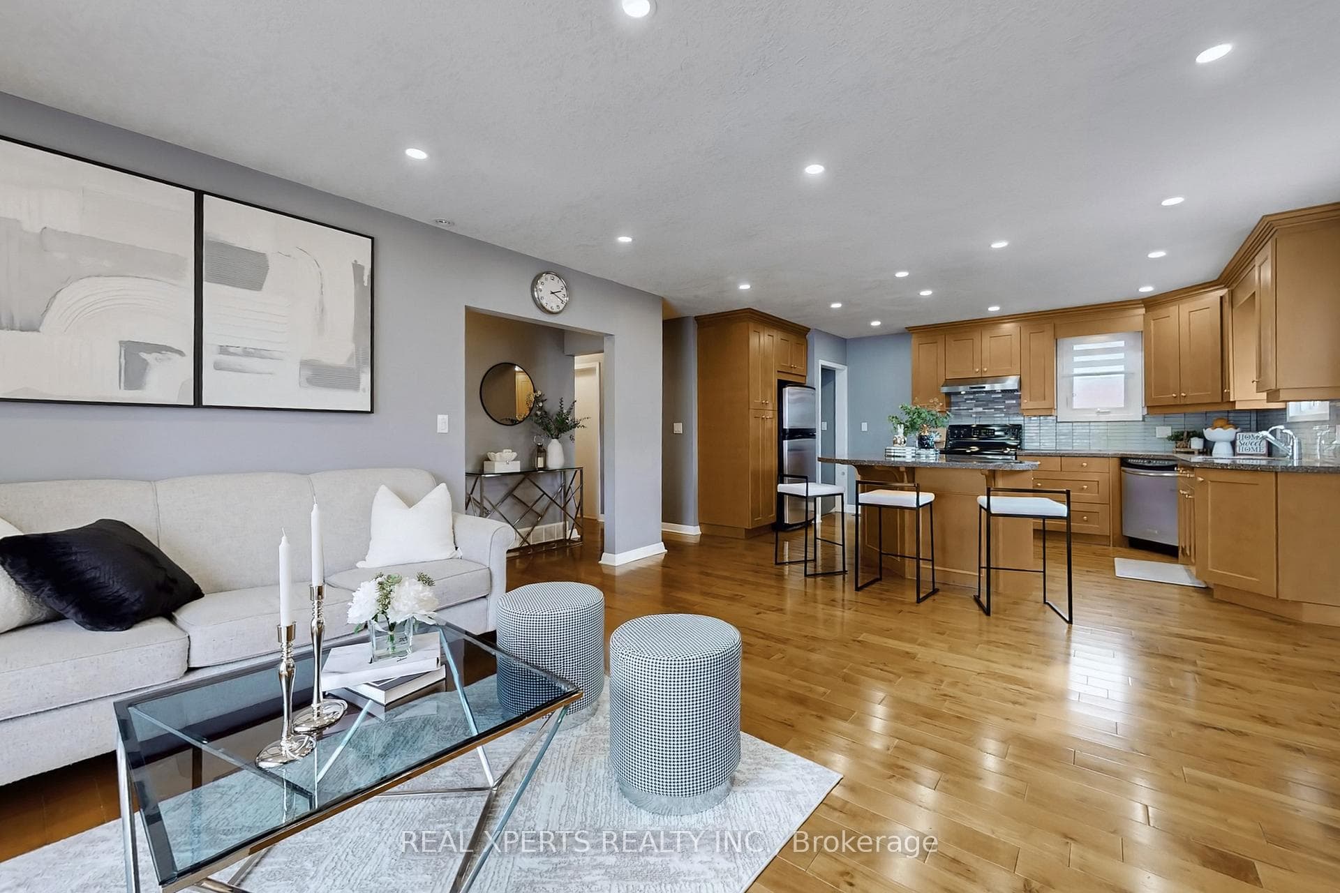 200 Rosemount Drive photo 10
