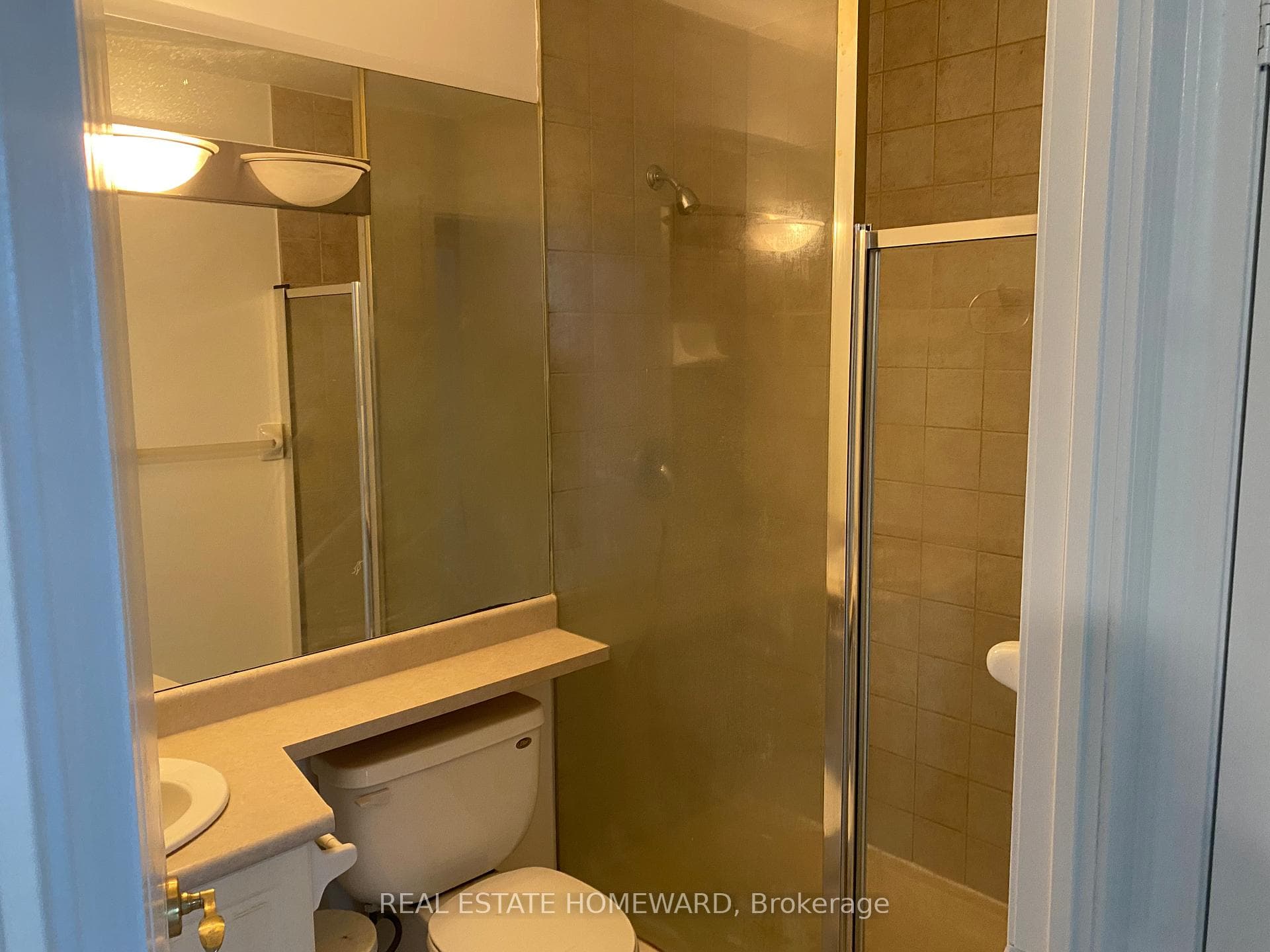 28 Byng Avenue Unit 1005 photo 8
