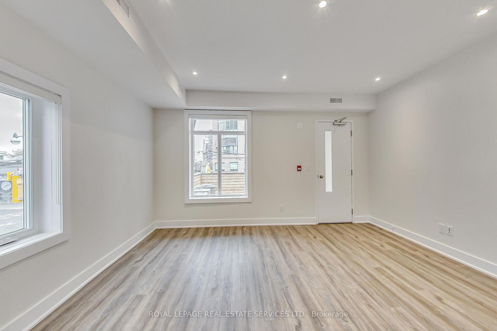 235 Davenport Road Unit A photo 7