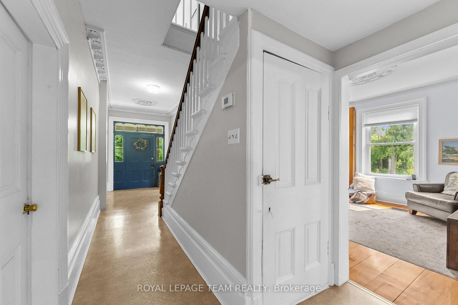 620 Yantha Road Unit A photo 9
