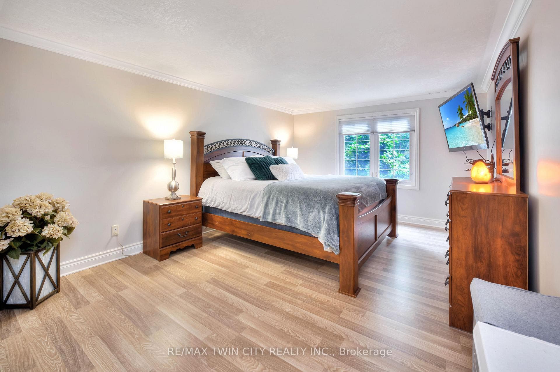 42 Maxwell Drive photo 21