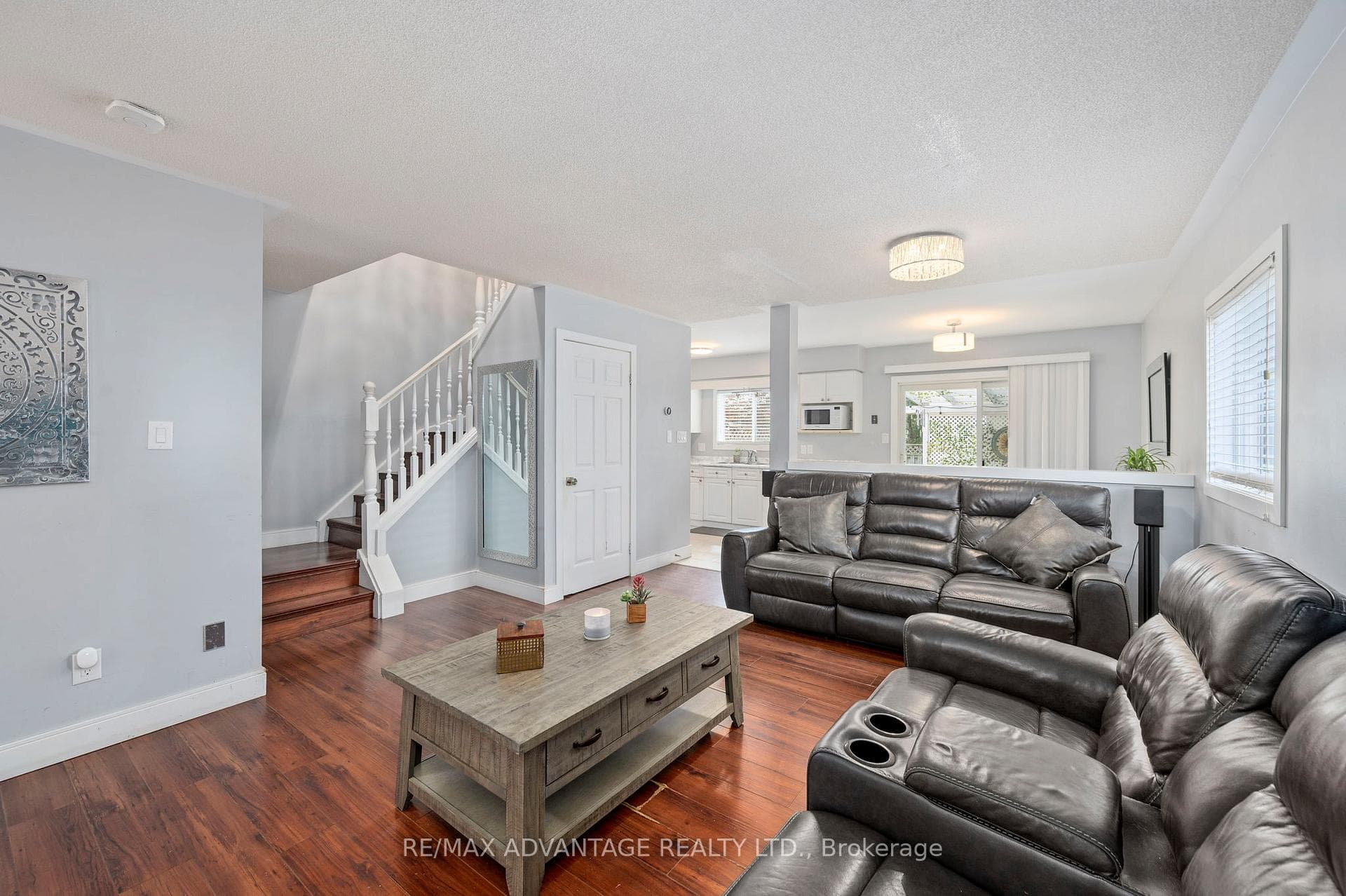 1345 Reardon Boulevard photo 6