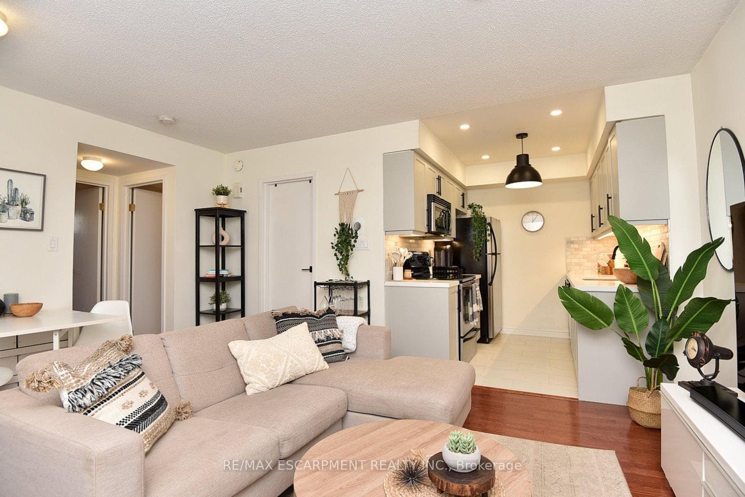 30 Western Battery Road Unit 341 photo 1