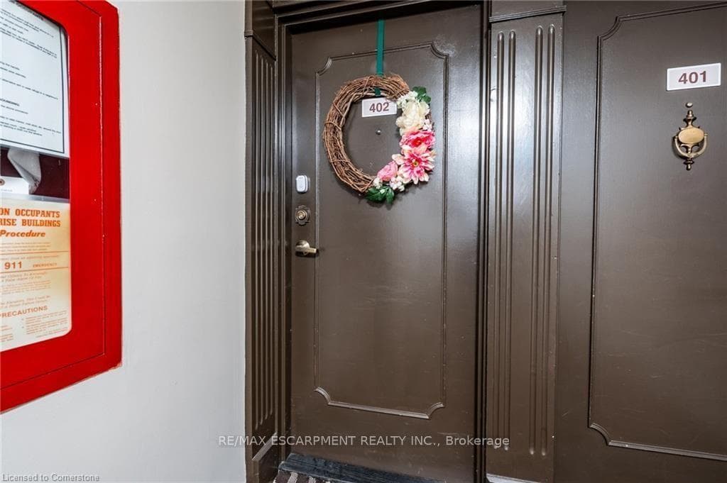 40 Harrisford Street Unit 402 photo 6