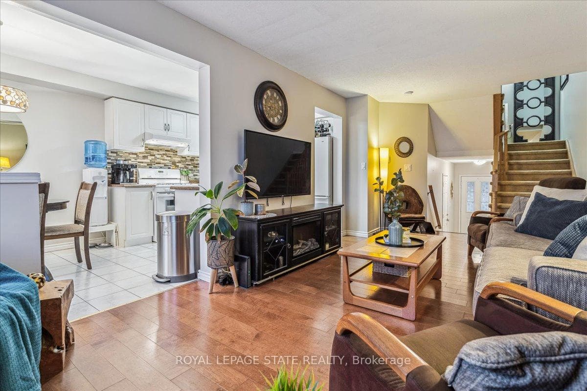 800 Paramount Drive Unit 67 photo 3