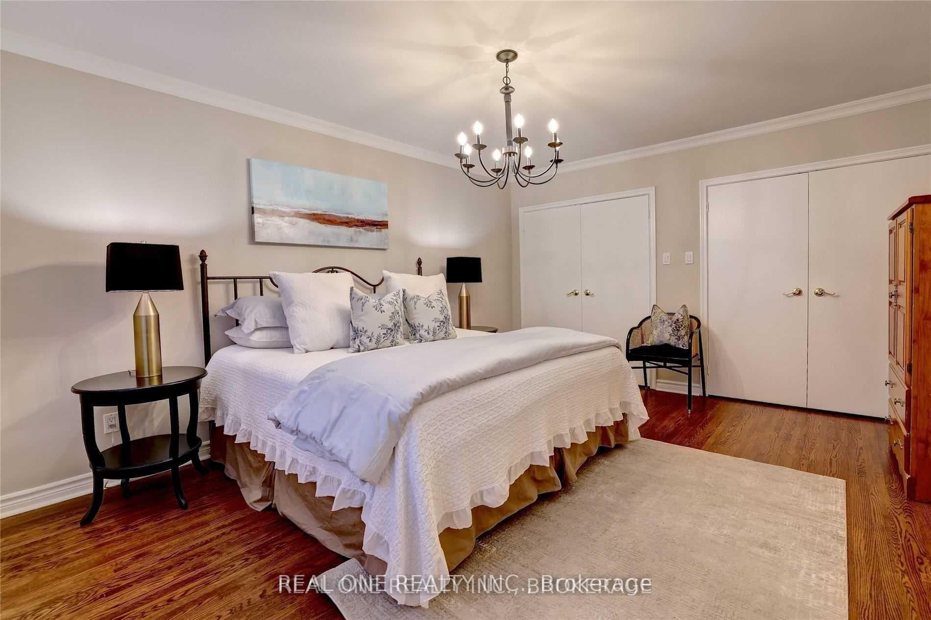 175 Cairncroft Road photo 28