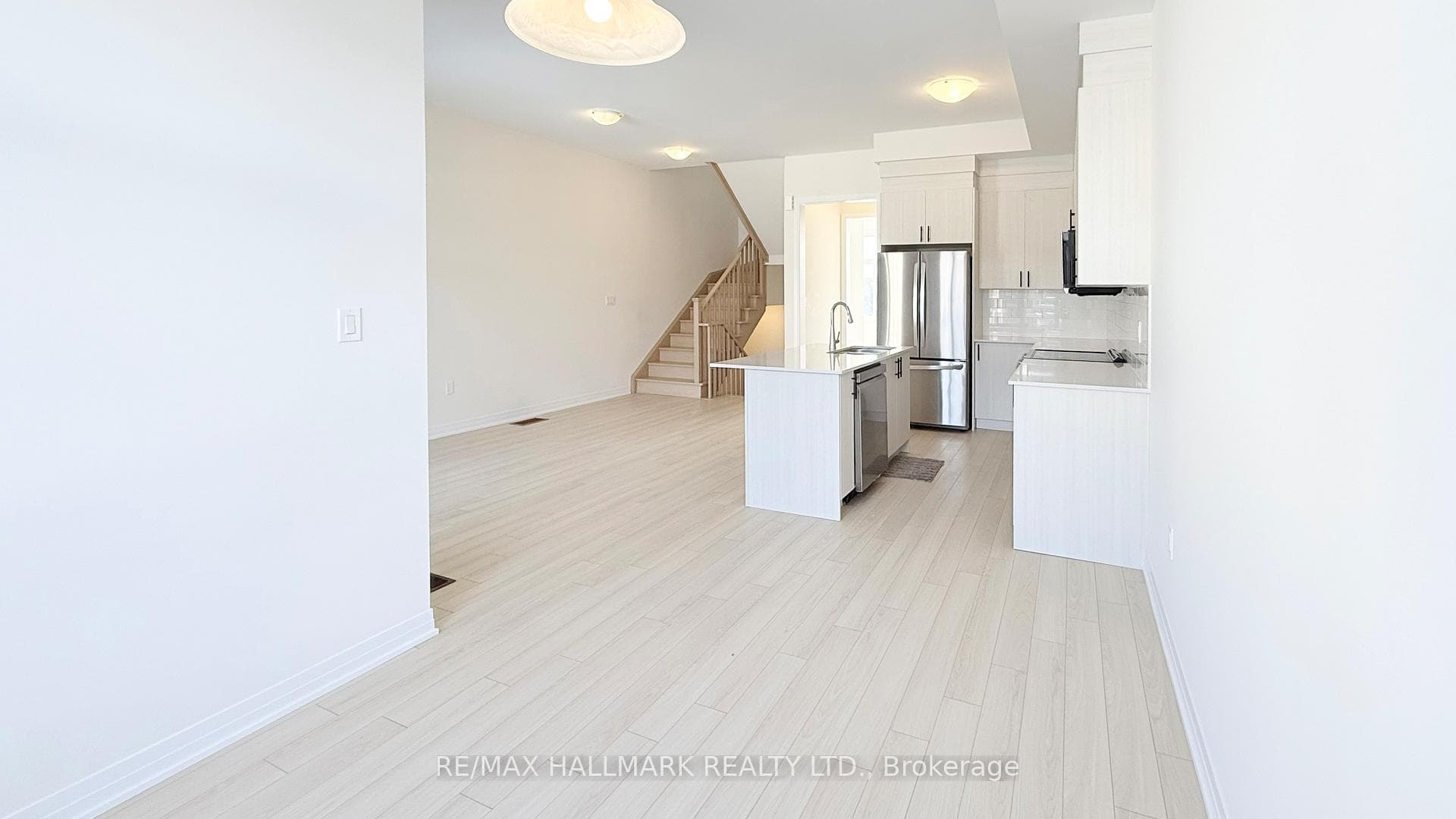 80 Lunay Drive photo 5