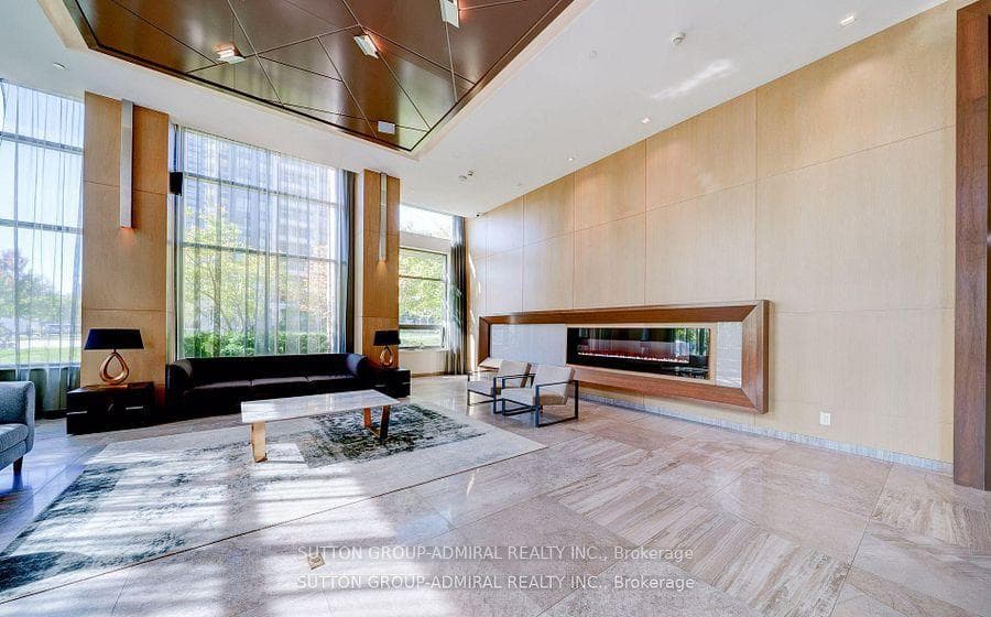18 Uptown Drive Unit 310 photo 3