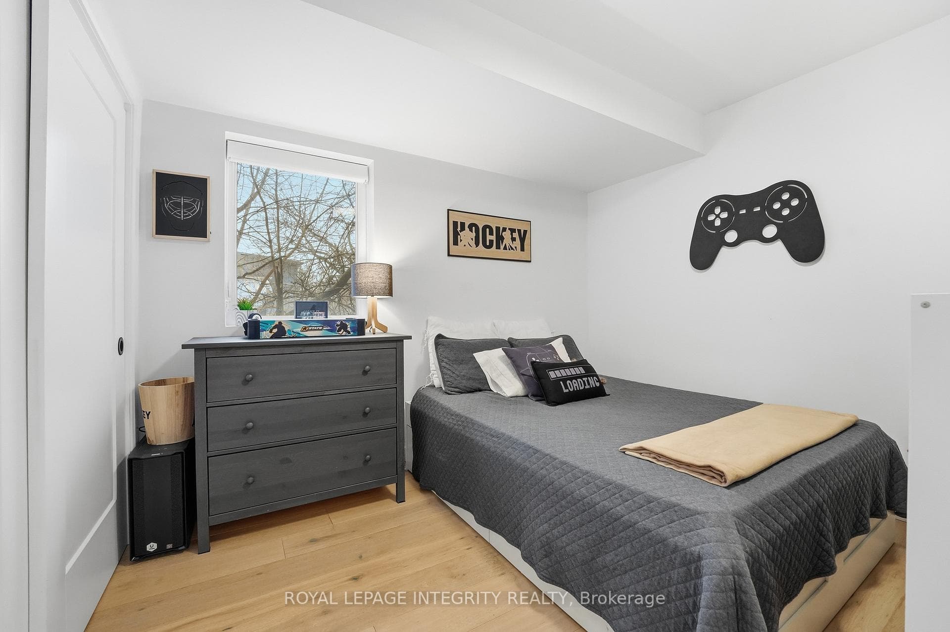 221 Wesley Avenue photo 32