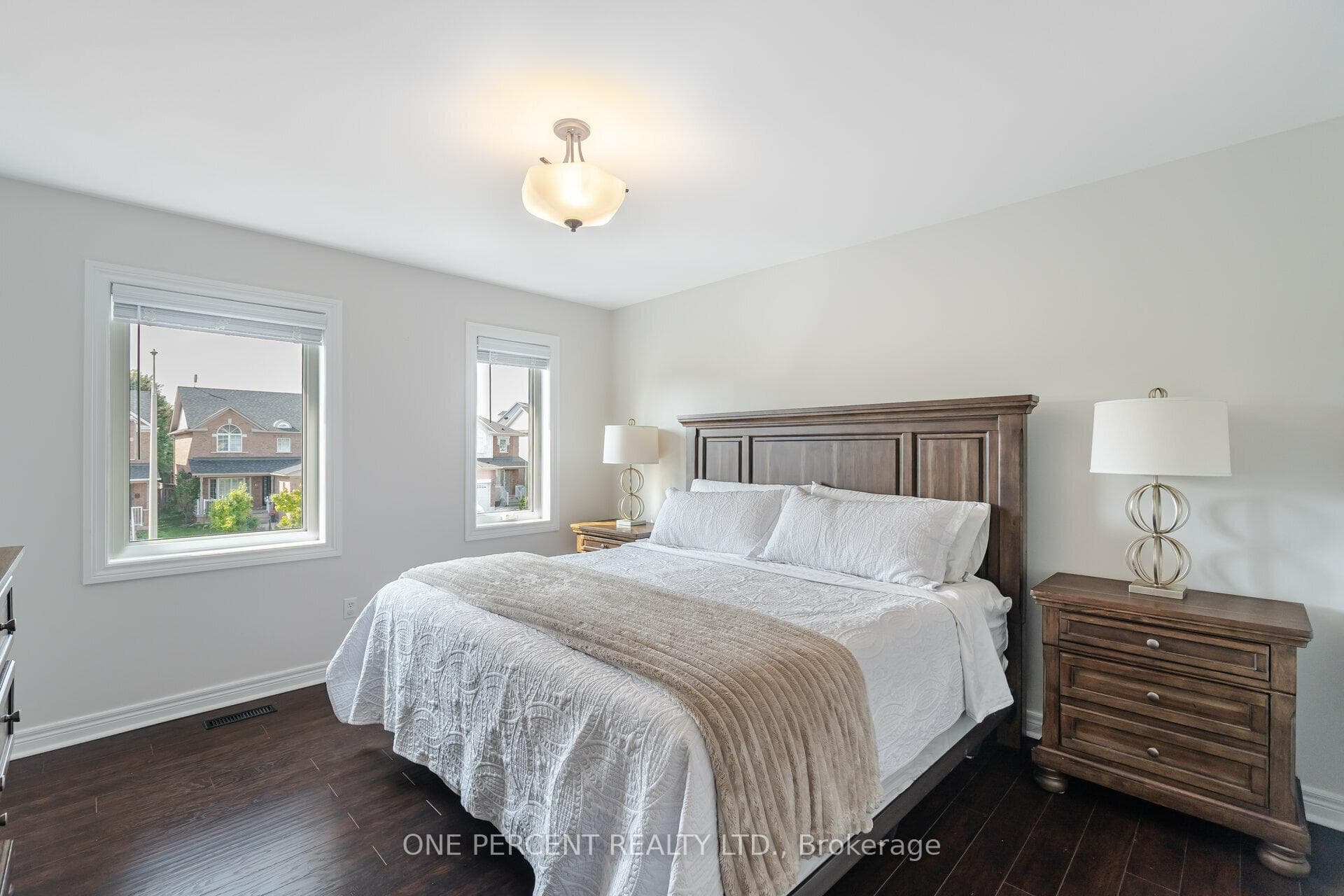 86 Atwood Avenue photo 18