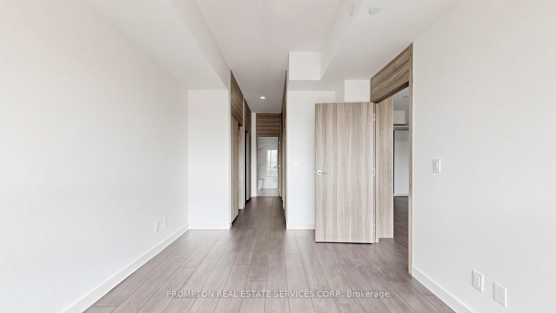 18 Esther Shiner Boulevard Unit 317 photo 11