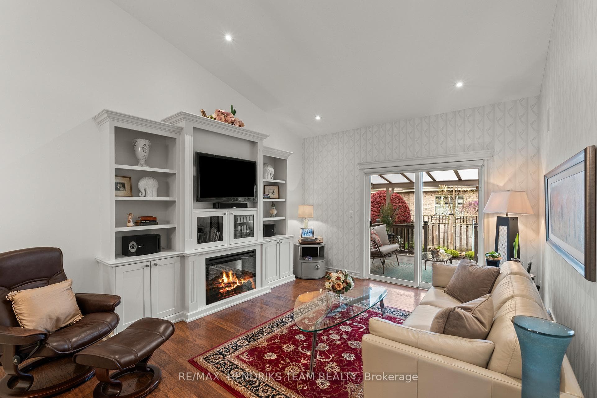 54 Videl Crescent photo 13