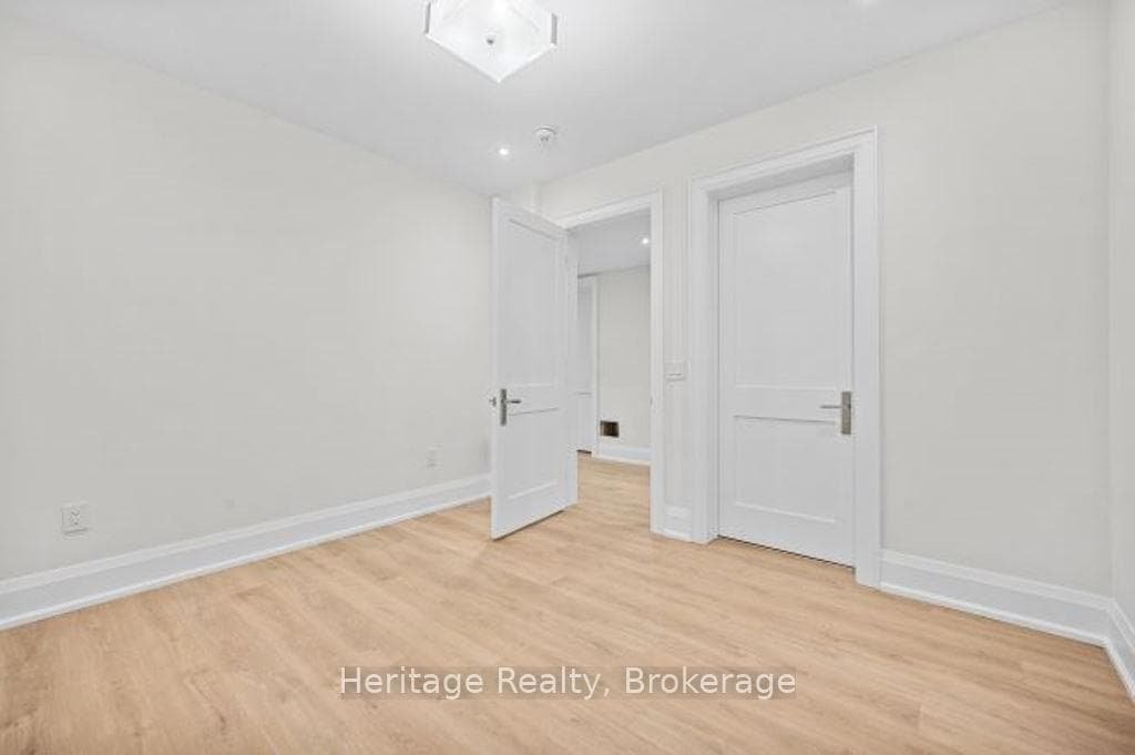 142 Herald Avenue photo 30