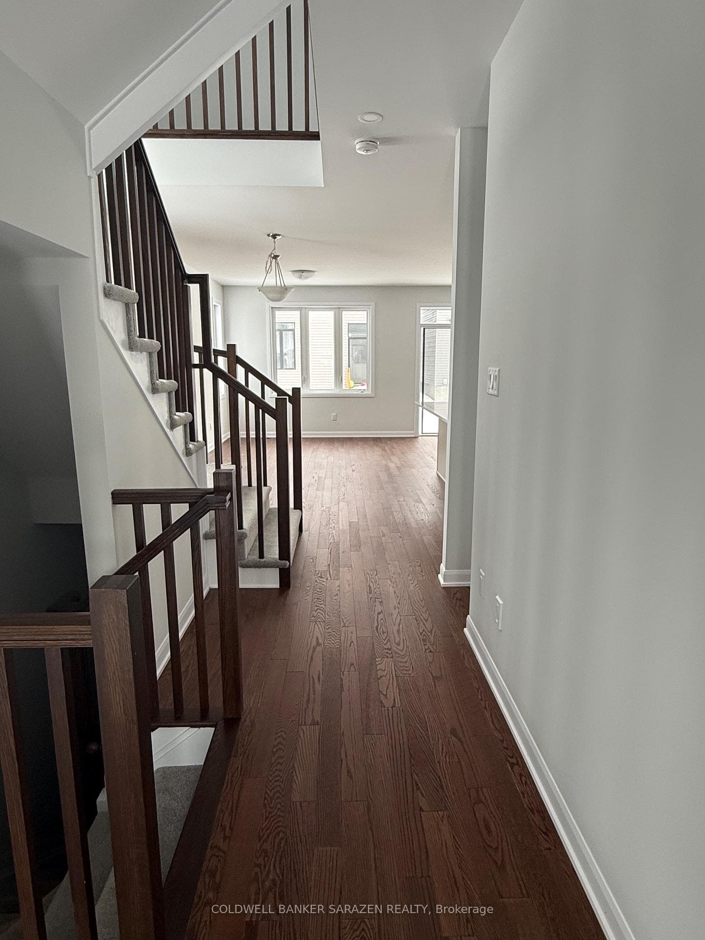 731 Fairline Row photo 5