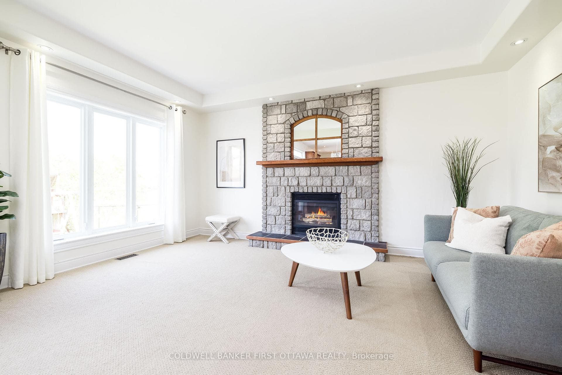 187 GLENNCASTLE Drive photo 19