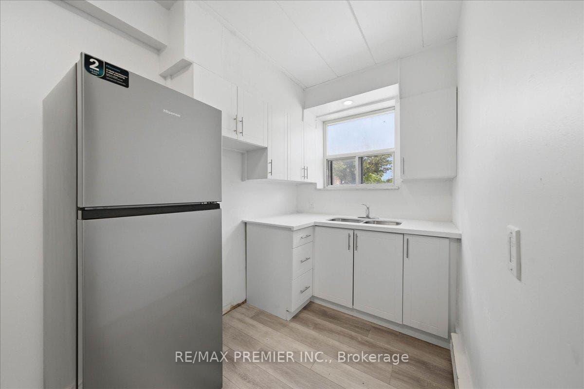 280 Weir Street photo 10