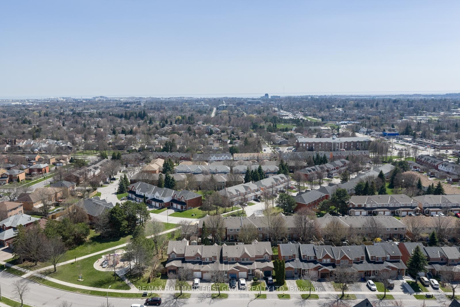 10 Bassett Boulevard Unit 28 photo 43
