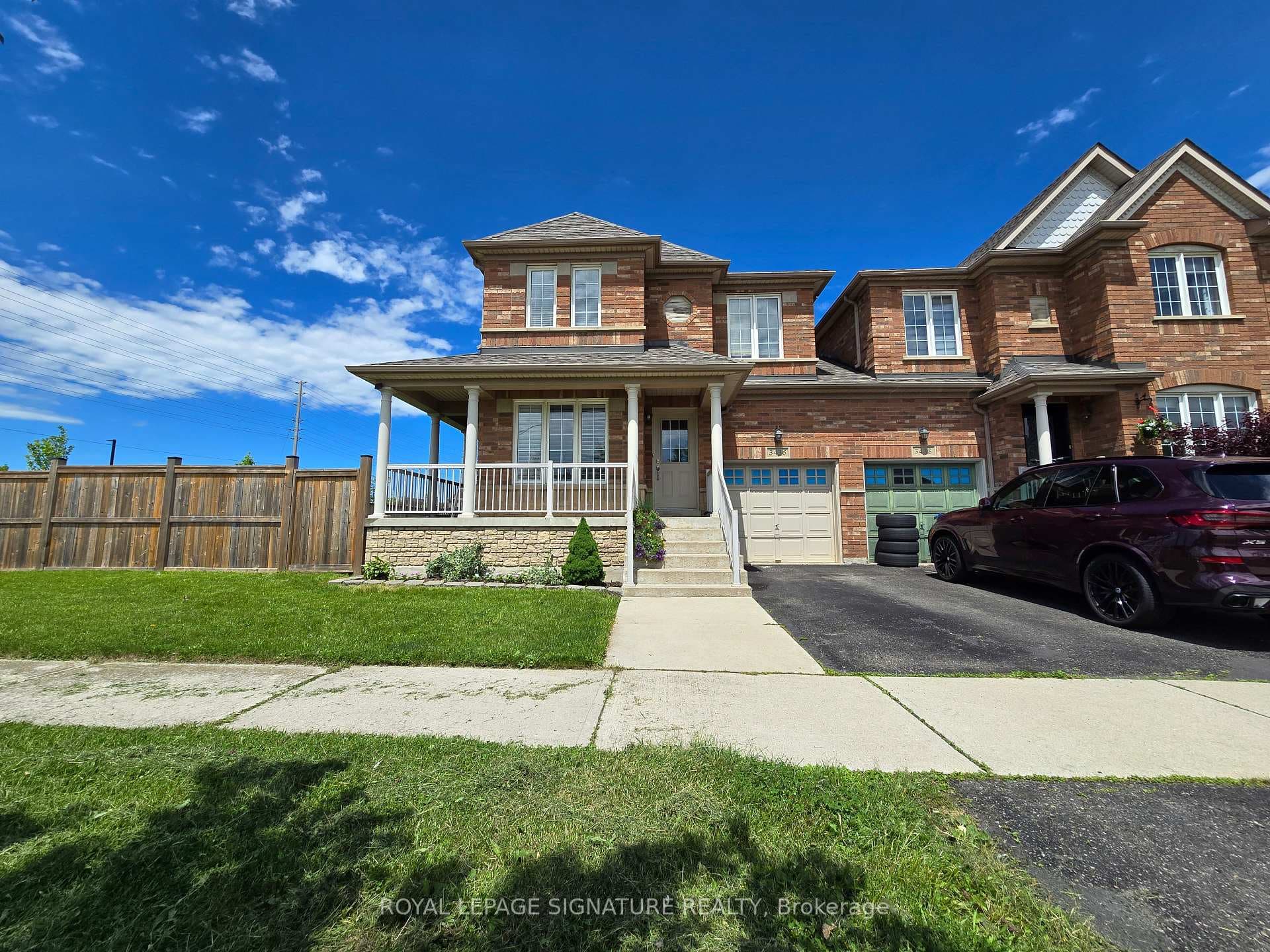 3436 Covent Crescent photo 2