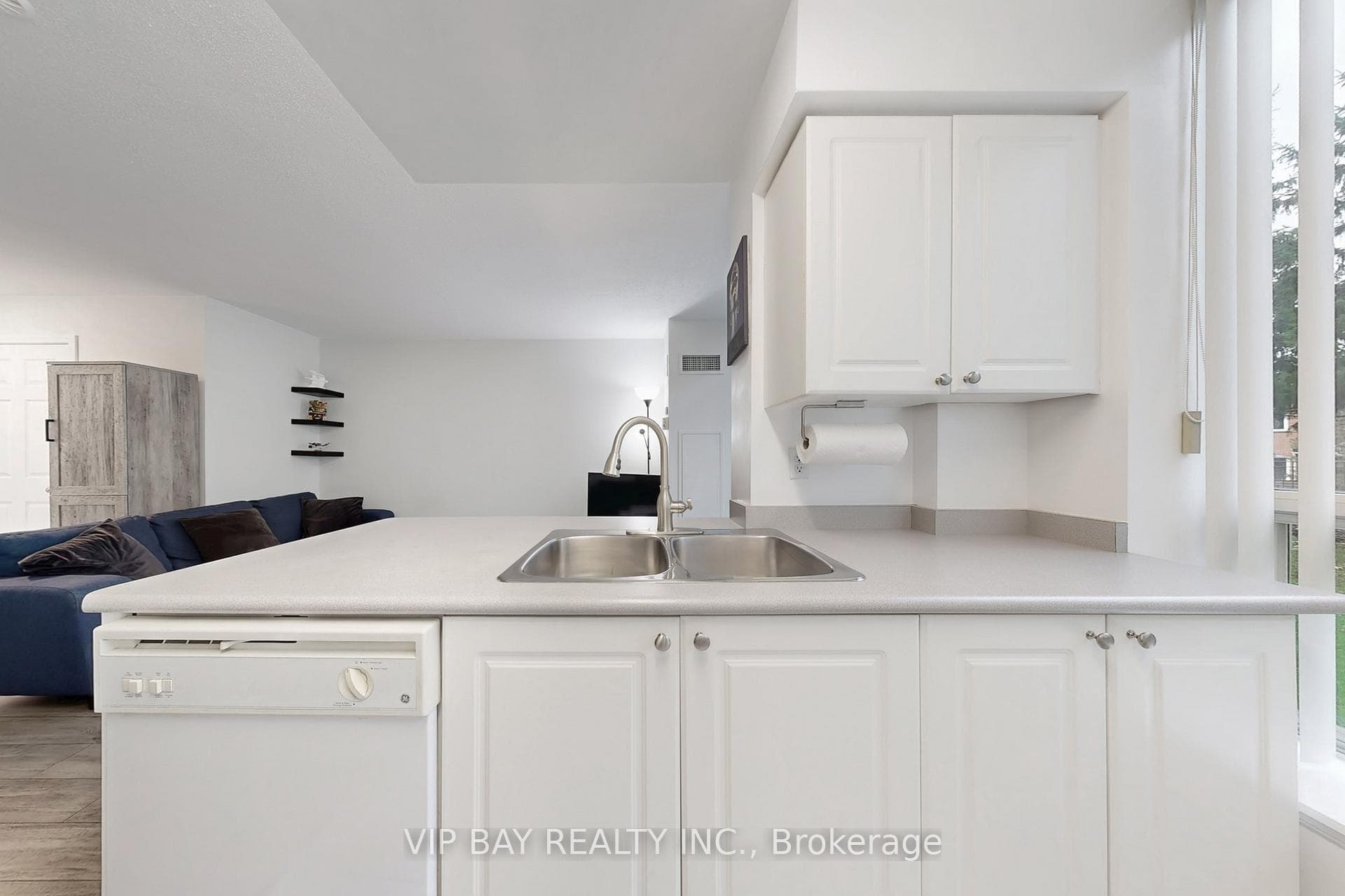 3 Ellesmere Street Unit 110 photo 15
