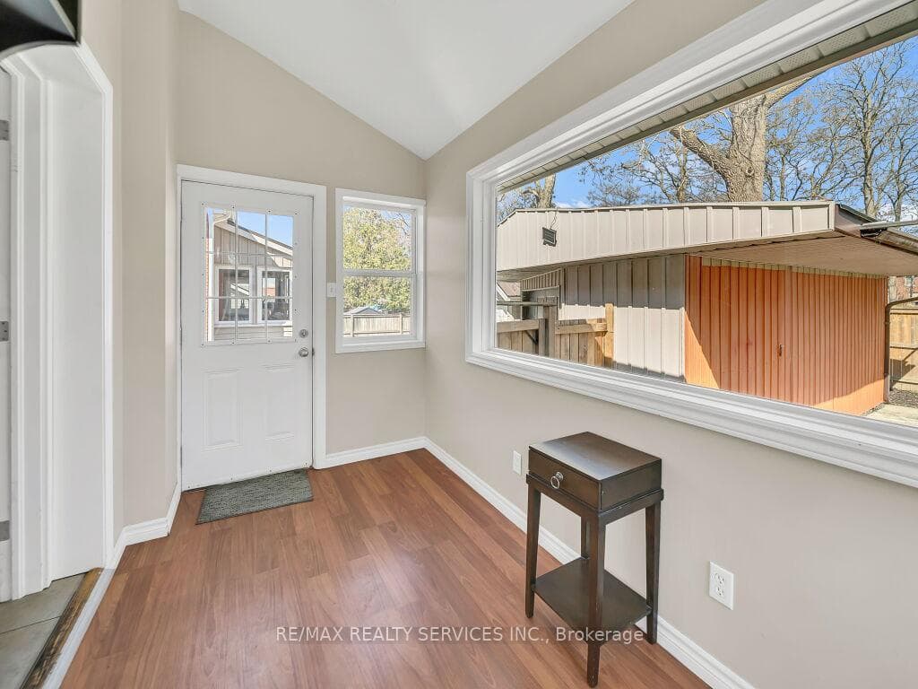 65 MOORE Street photo 31