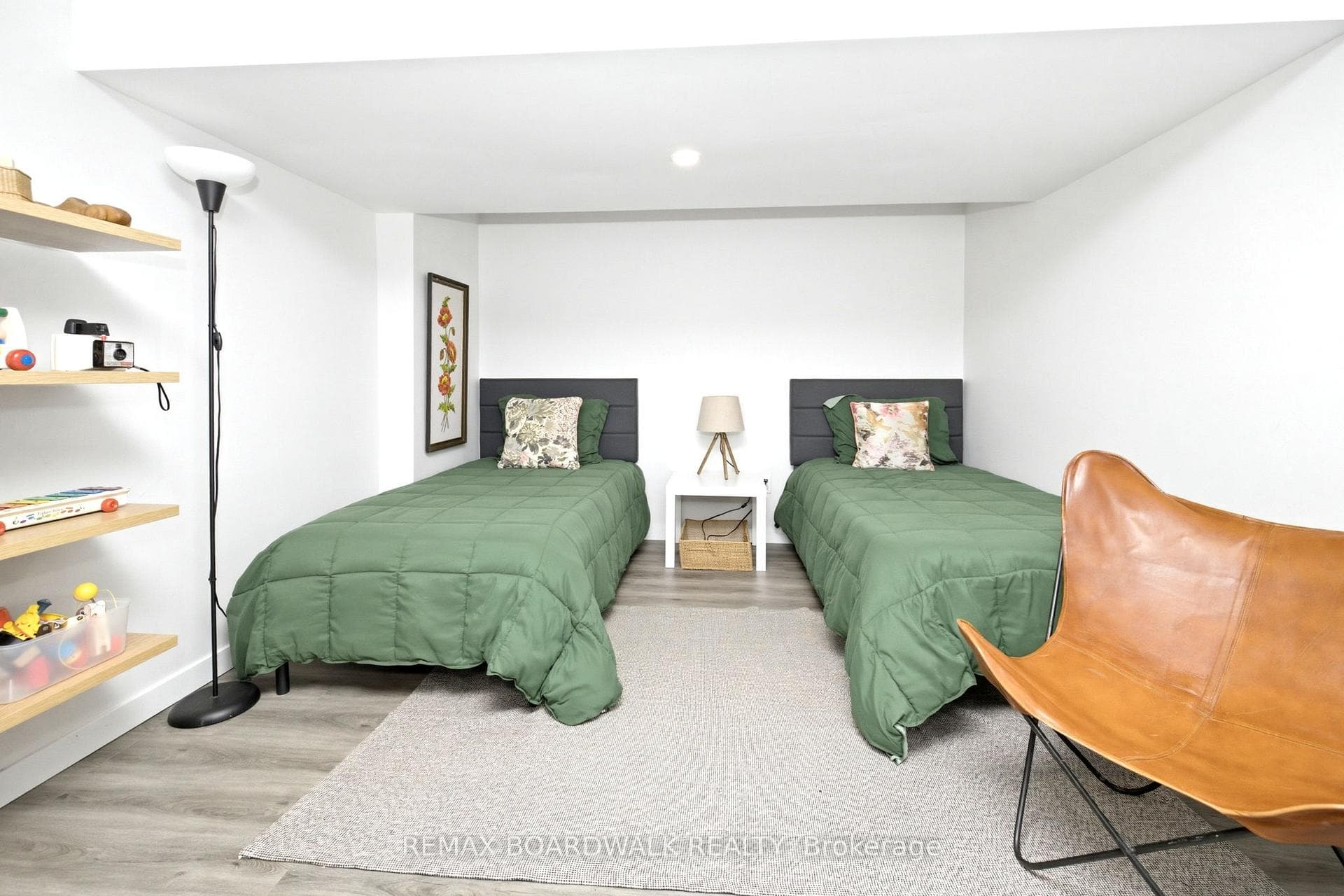 8 Jessie Drive photo 45
