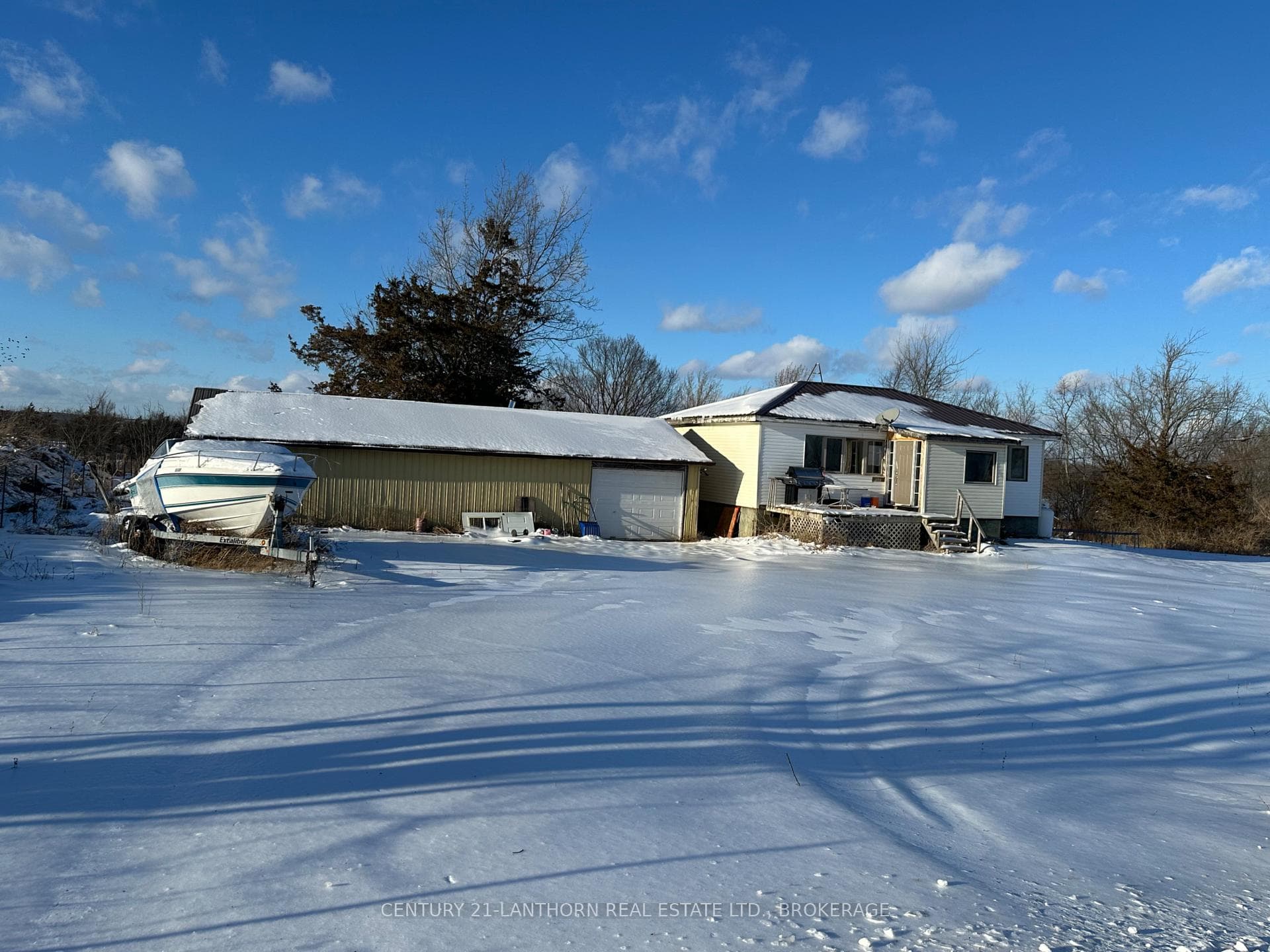 7720 Front Road photo 2