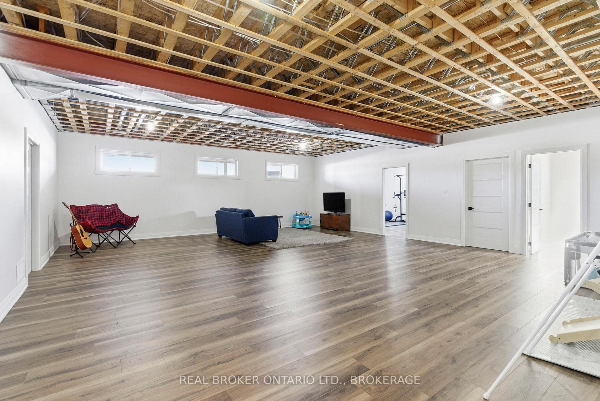 16119 Eamer Road photo 35