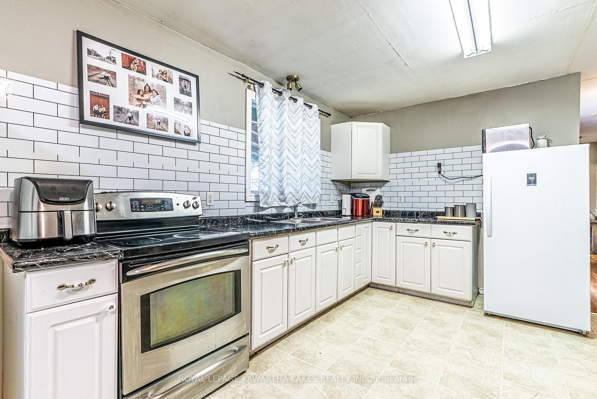 917 Settlers Road photo 14