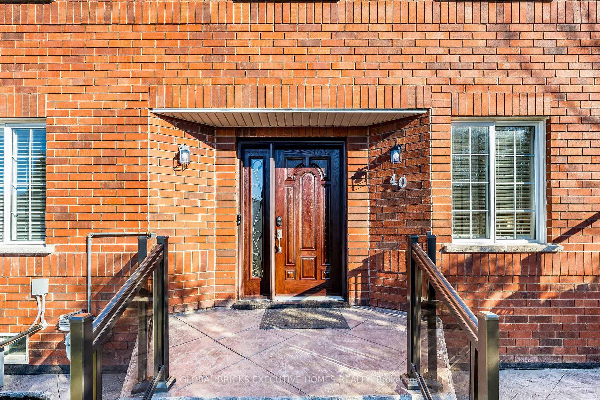 40 Hubert corless Drive photo 6