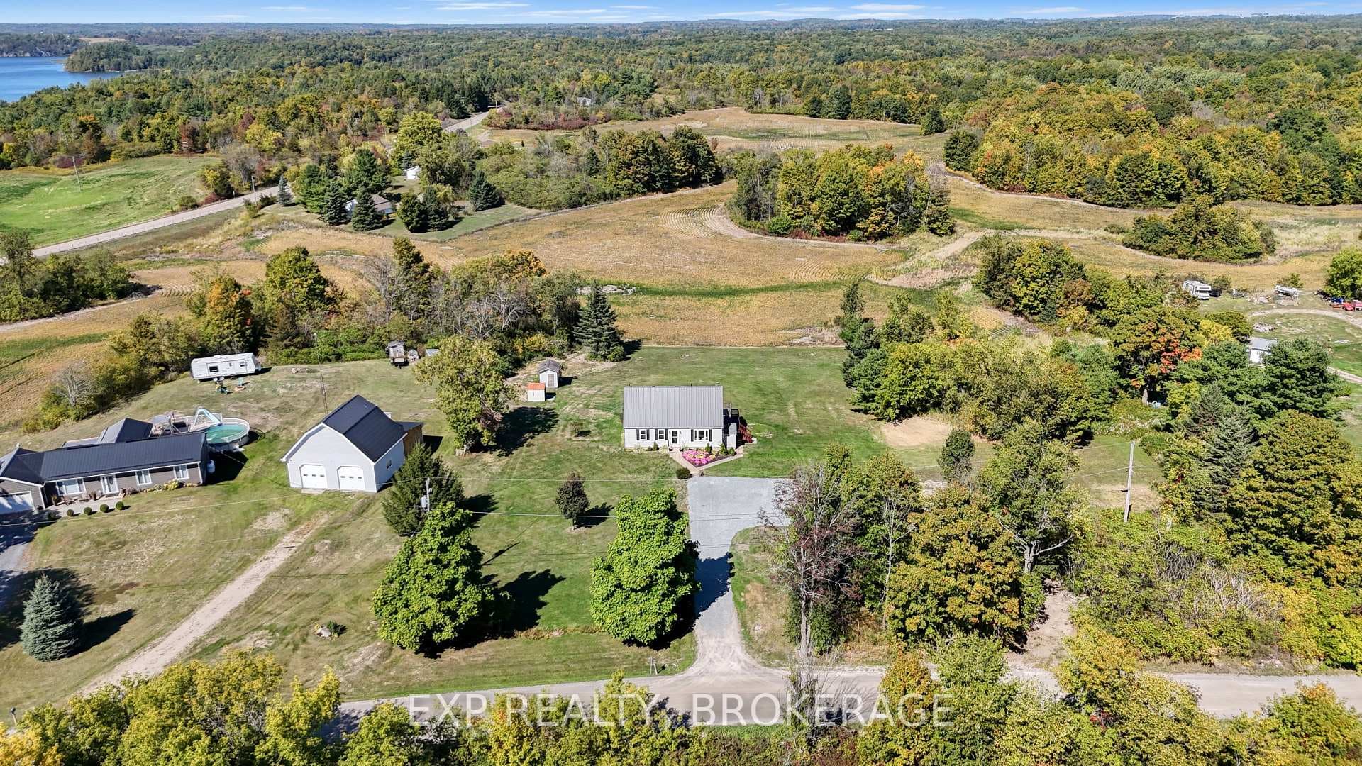64 BERRY Road photo 44