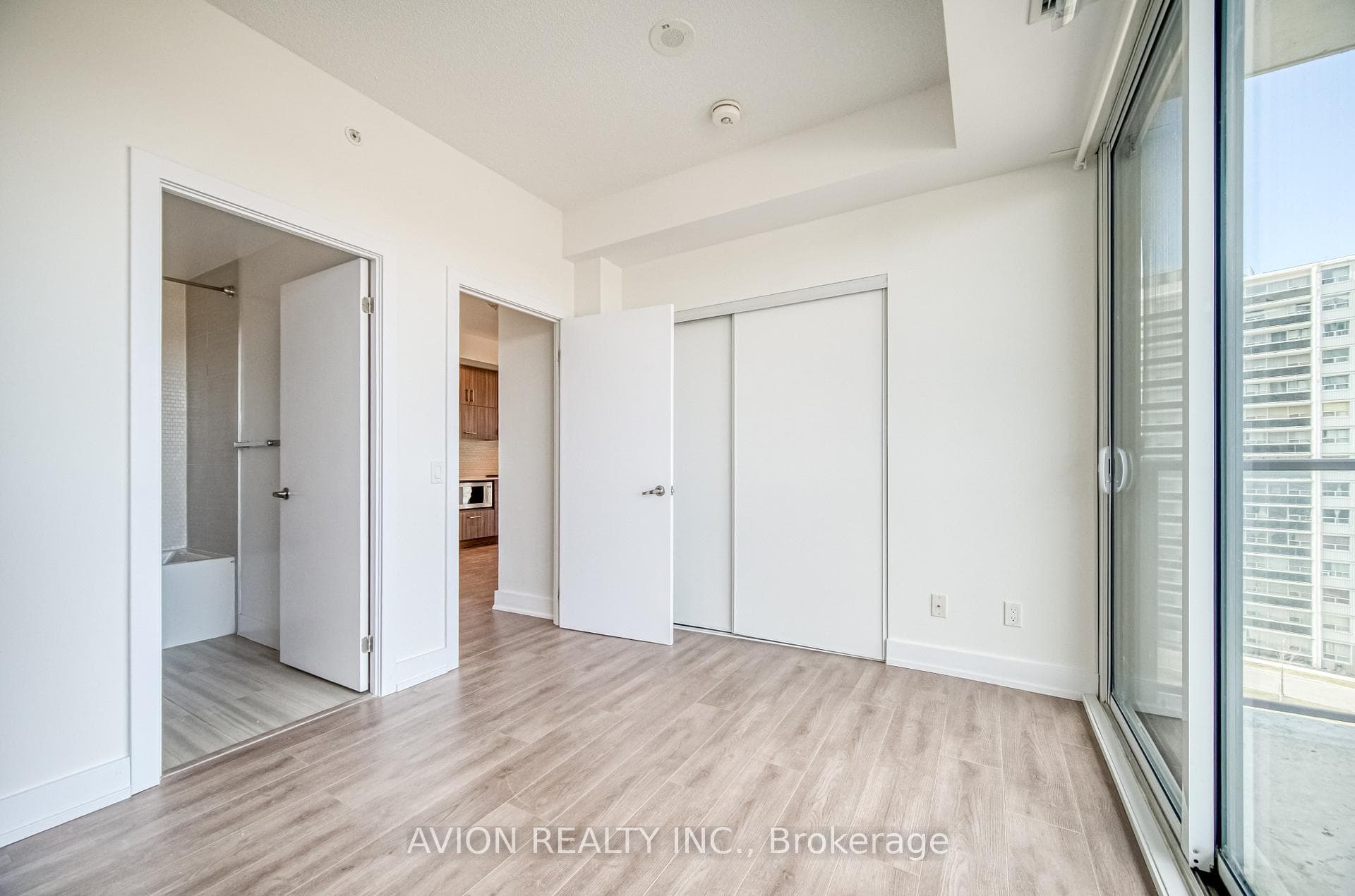 128 Fairview Mall Drive Unit 705 photo 28