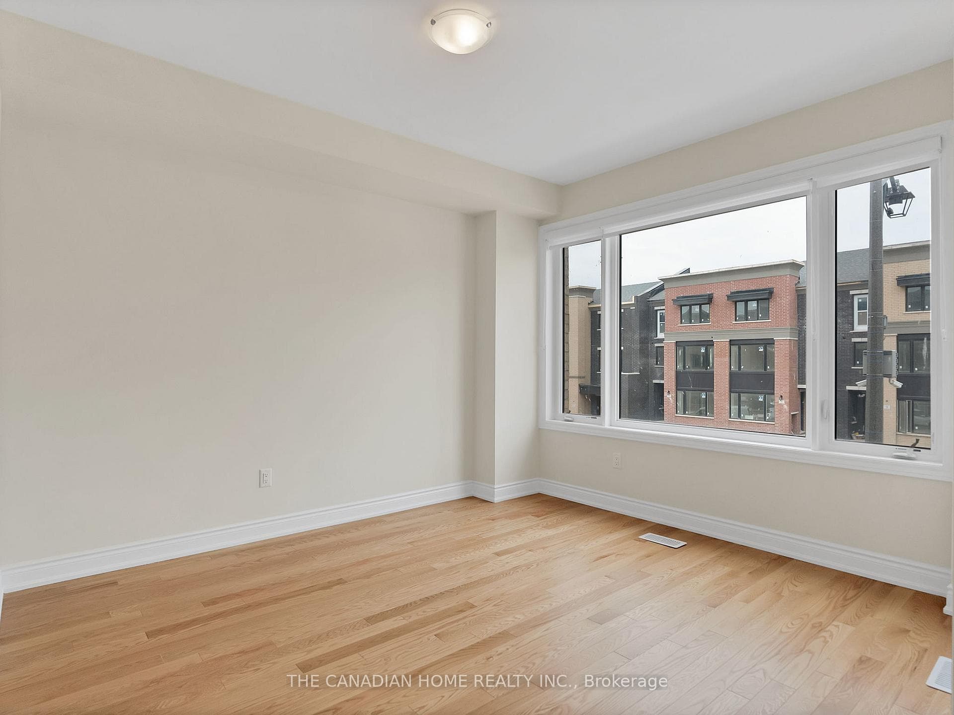 12 Marvin Avenue photo 18
