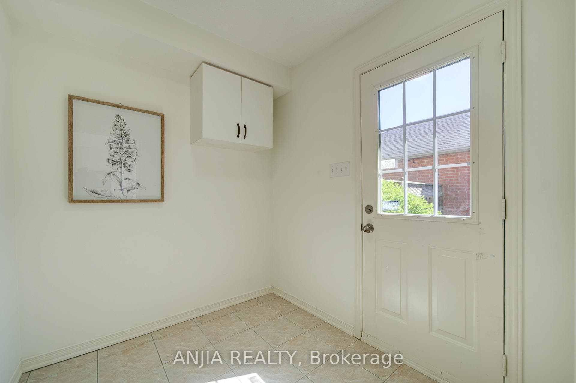281 Mingay Avenue photo 26