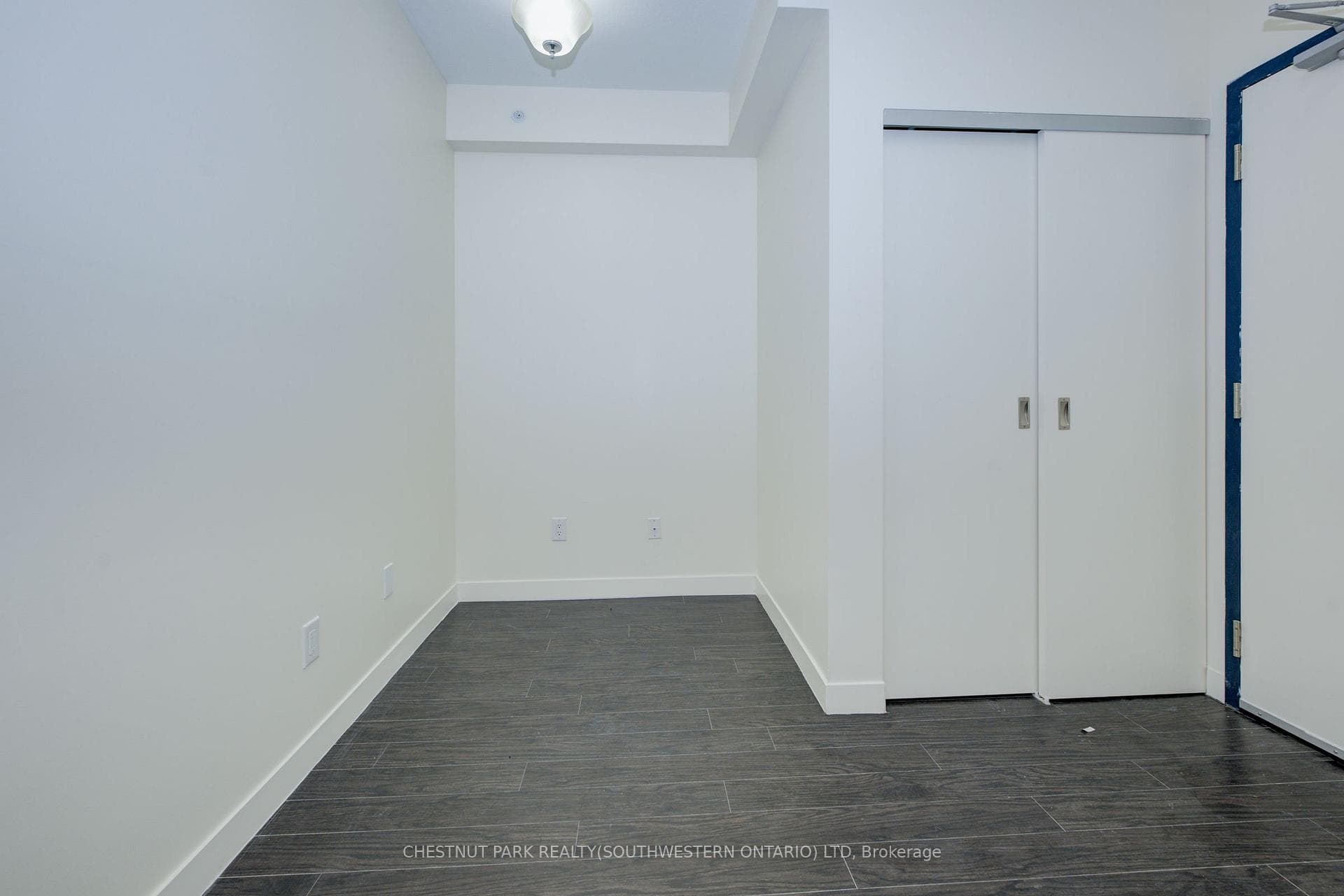 128 King Street Unit 809 photo 13