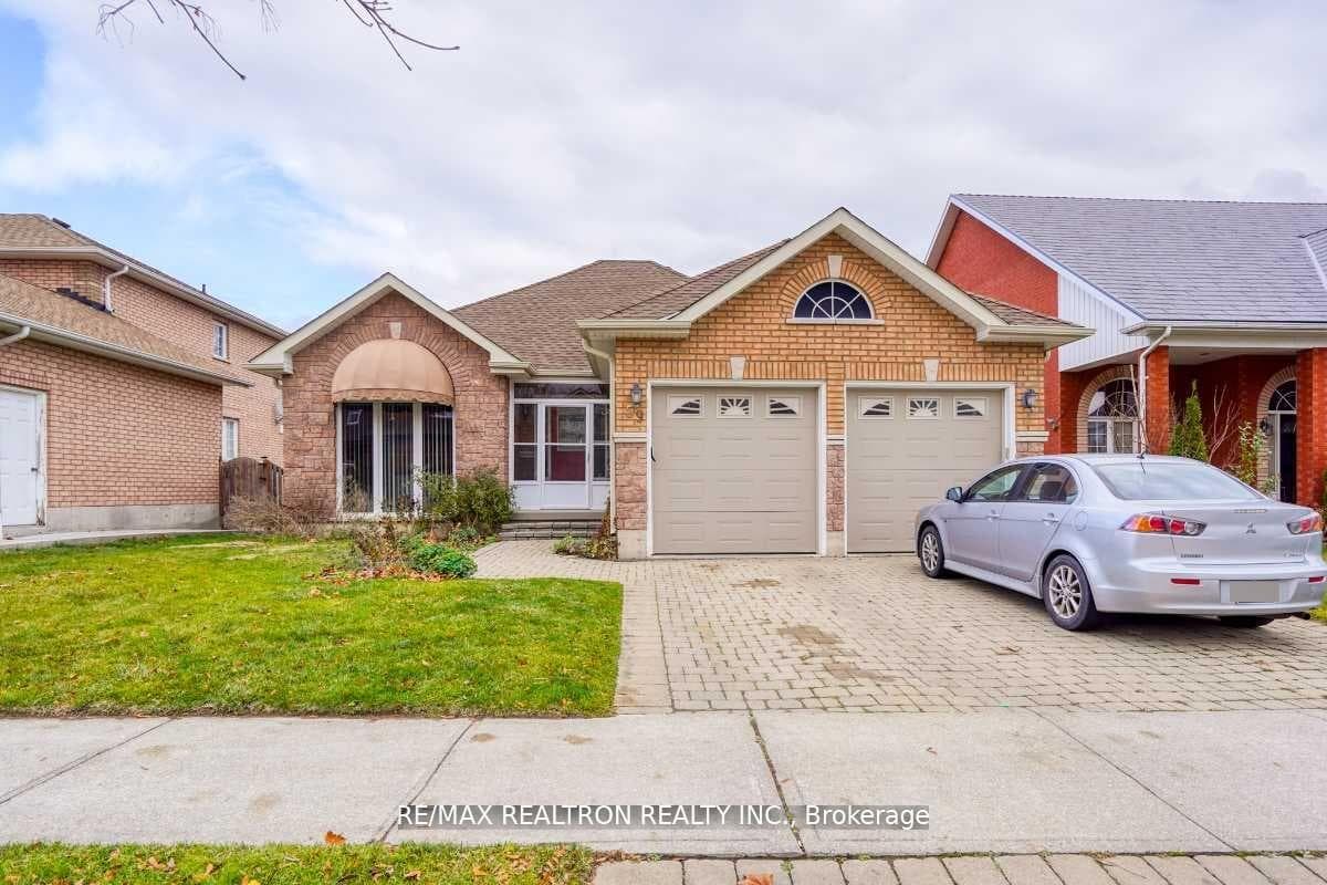 59 Metcalfe Drive photo 1
