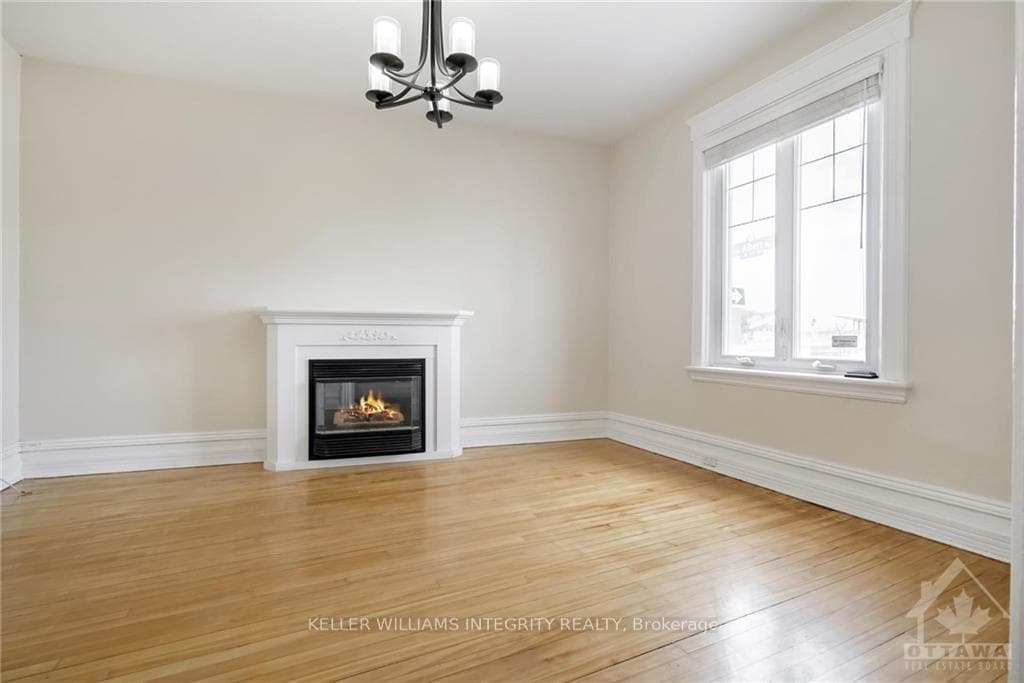 706 ALBERT Street Unit 1 photo 7