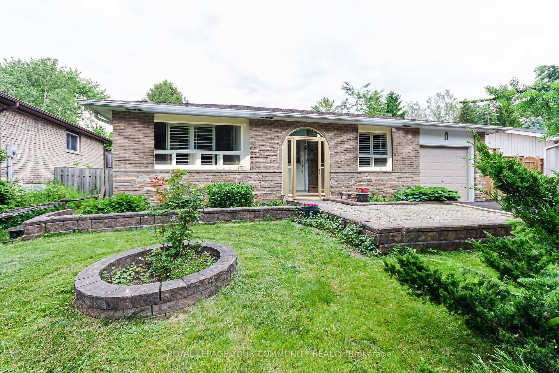 11 Birch Court photo 2
