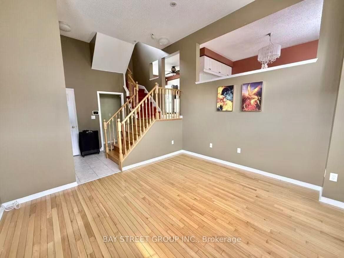 5535 Glen Erin Drive Unit 73 photo 9