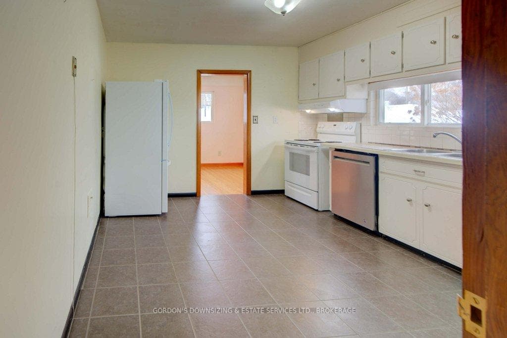 300 Old Quarry Road photo 15
