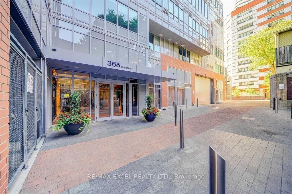 365 Church Street Unit 2907 photo 2