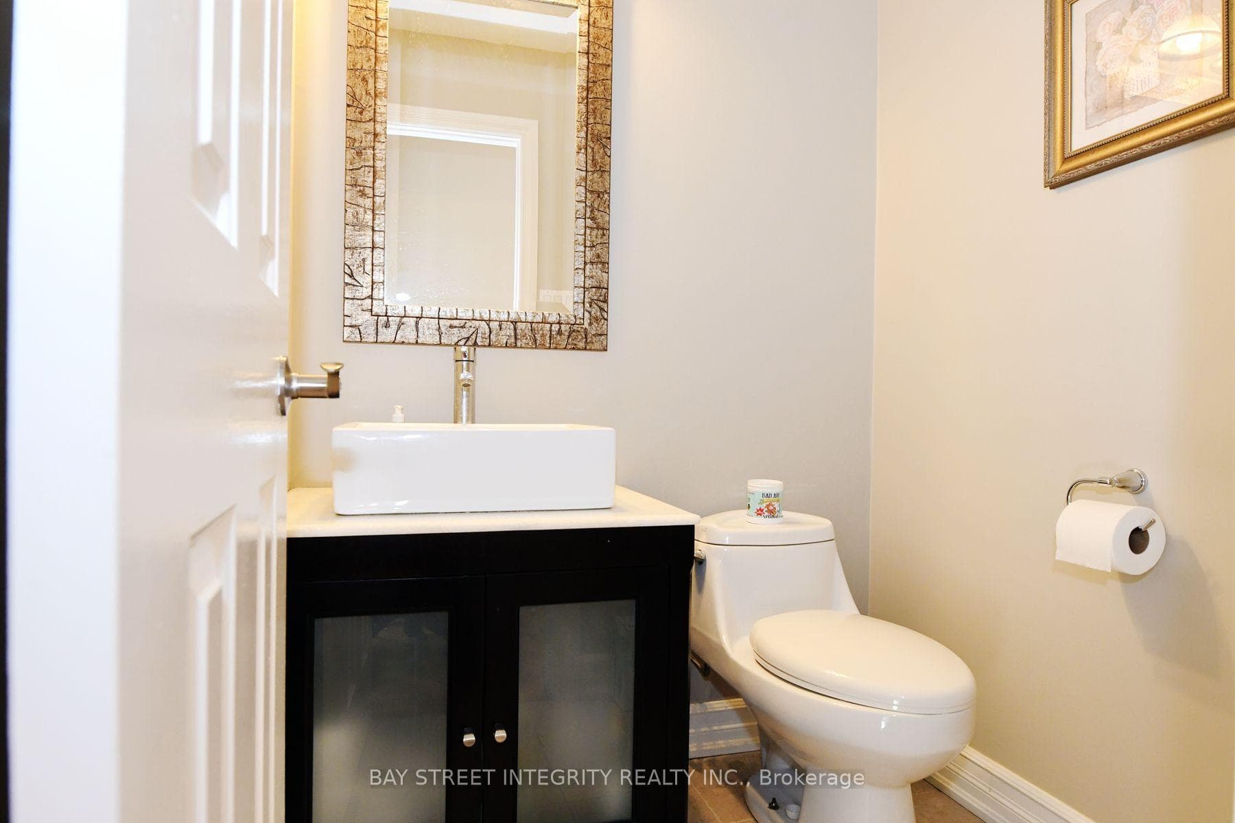 1213 Rosethorne Road photo 16