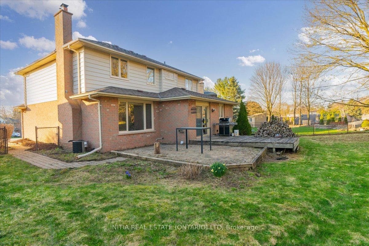 75 Westridge Place photo 45